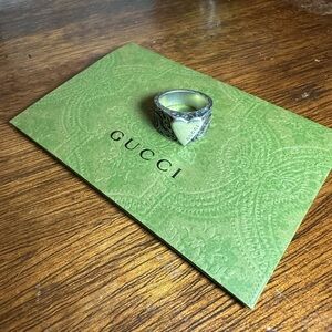 Gucci Sterling Silver Unisex Heart Ring